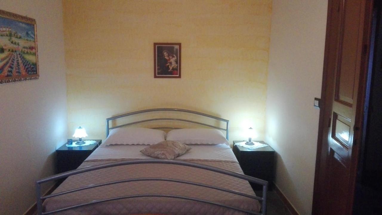 Bed and Breakfast Antico Palazzo Джардини-Наксос Экстерьер фото