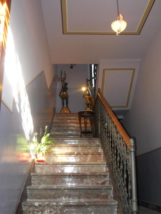 Bed and Breakfast Antico Palazzo Джардини-Наксос Экстерьер фото