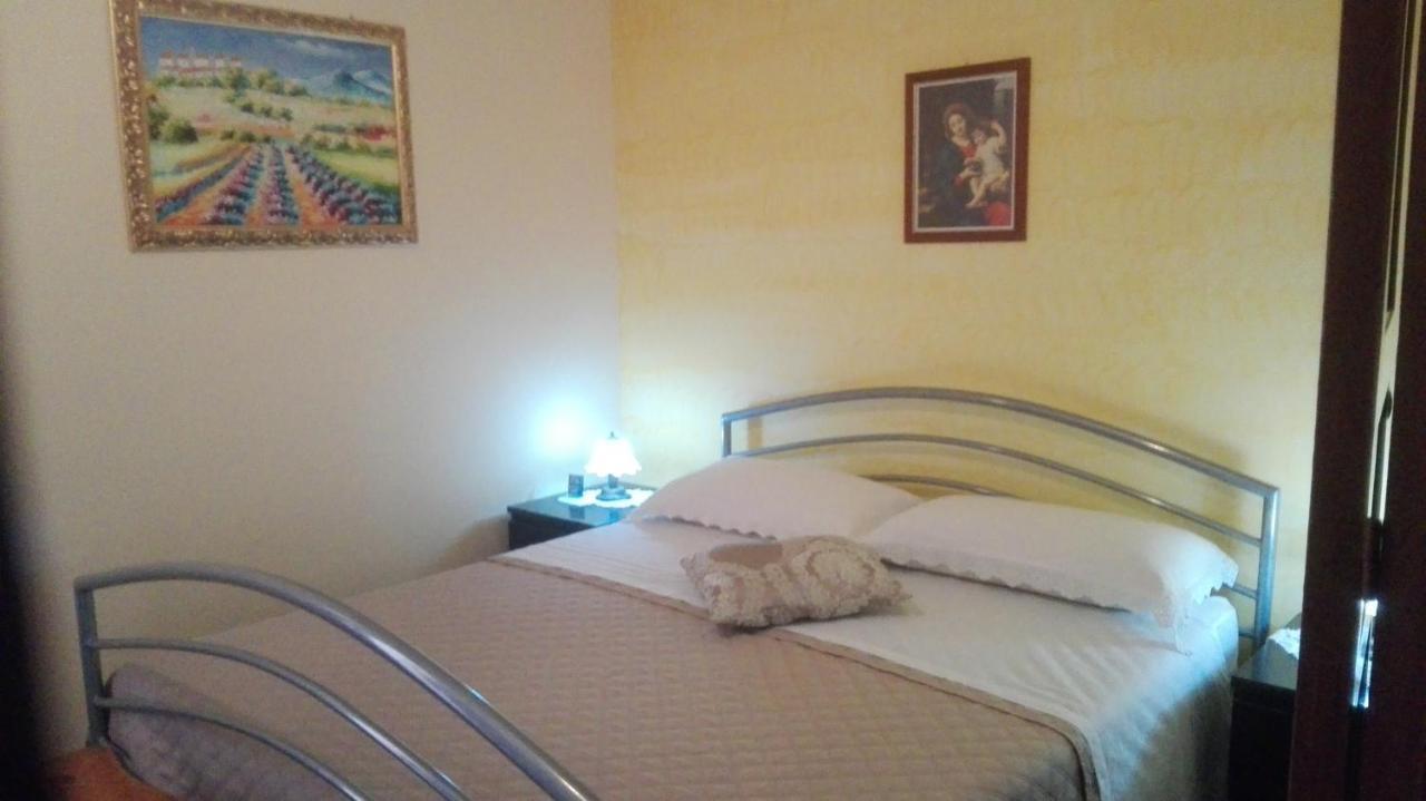Bed and Breakfast Antico Palazzo Джардини-Наксос Экстерьер фото