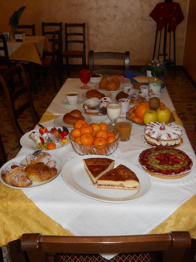 Bed and Breakfast Antico Palazzo Джардини-Наксос Экстерьер фото