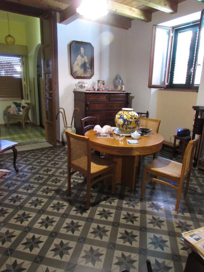 Bed and Breakfast Antico Palazzo Джардини-Наксос Экстерьер фото