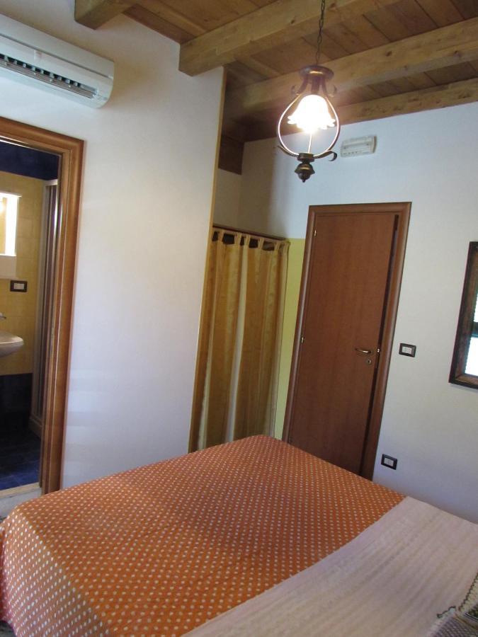 Bed and Breakfast Antico Palazzo Джардини-Наксос Экстерьер фото