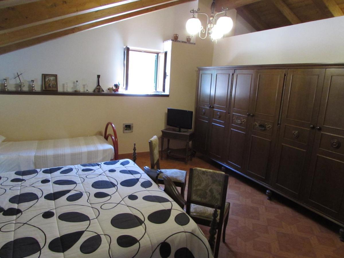 Bed and Breakfast Antico Palazzo Джардини-Наксос Экстерьер фото